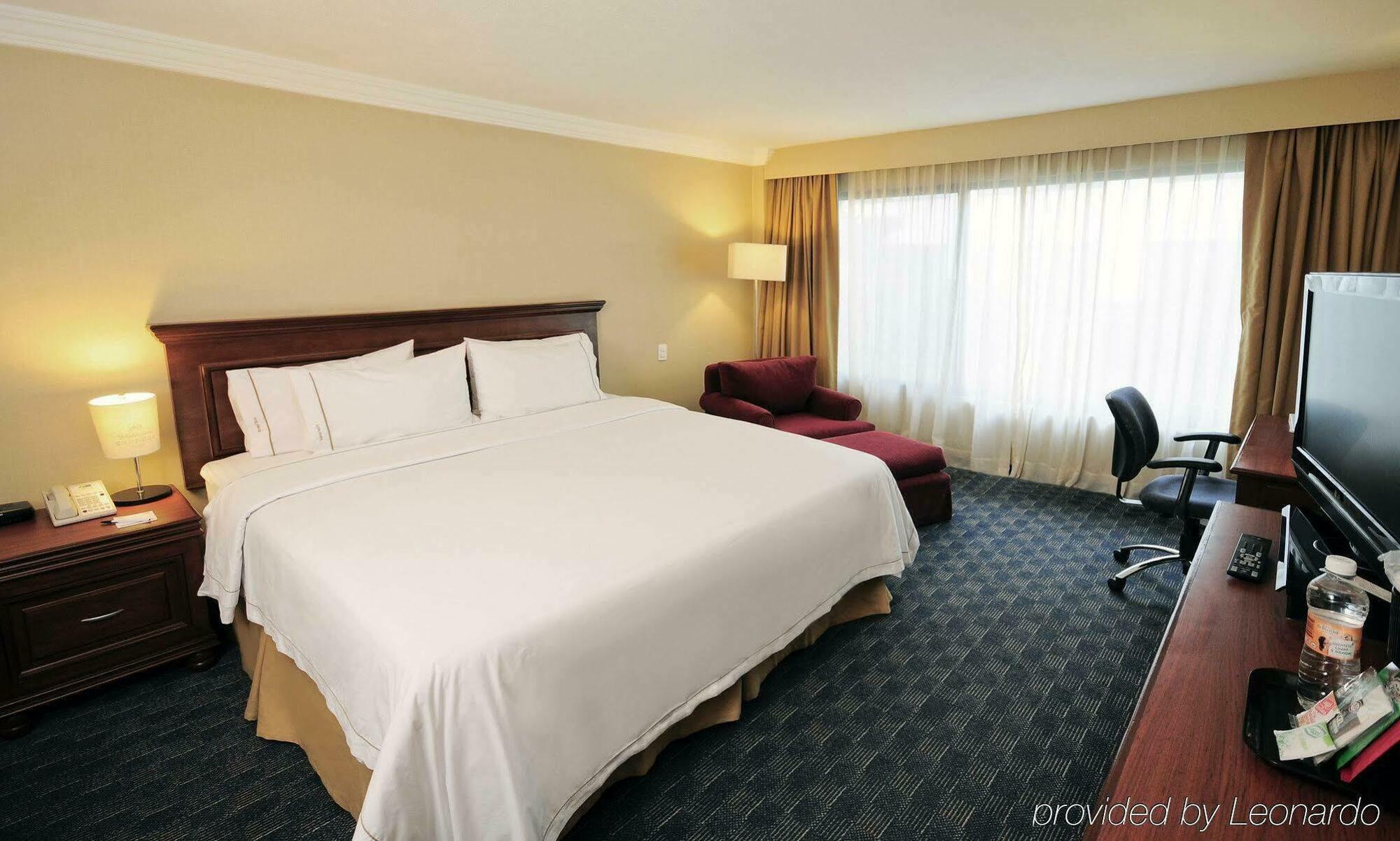 Holiday Inn Express Toluca By Ihg Εξωτερικό φωτογραφία